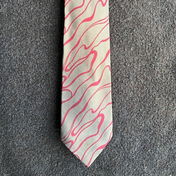 Silk Neck Tie - Picture 2 of 6